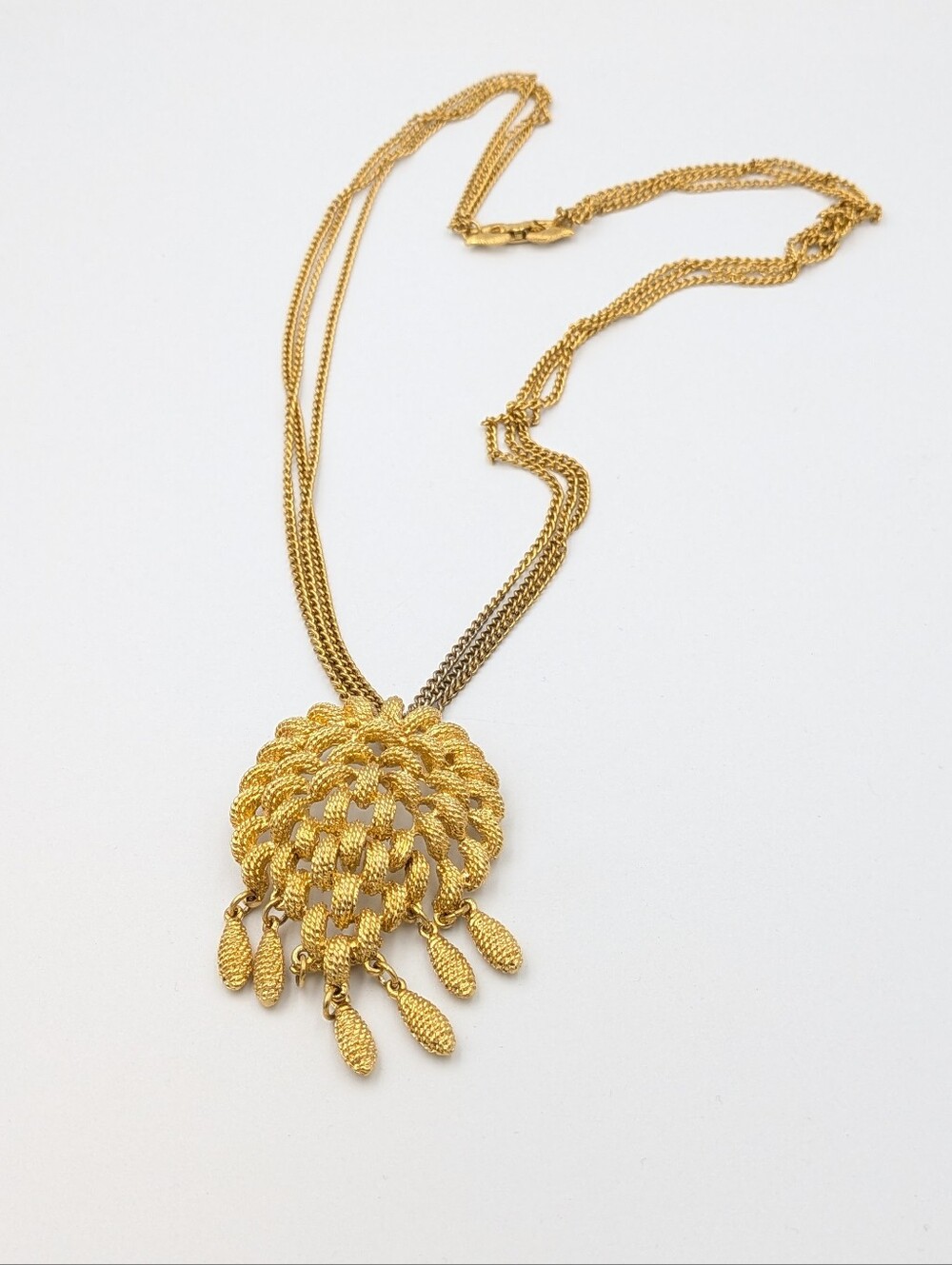Vintage multi strand gold tone chain pendant necklace